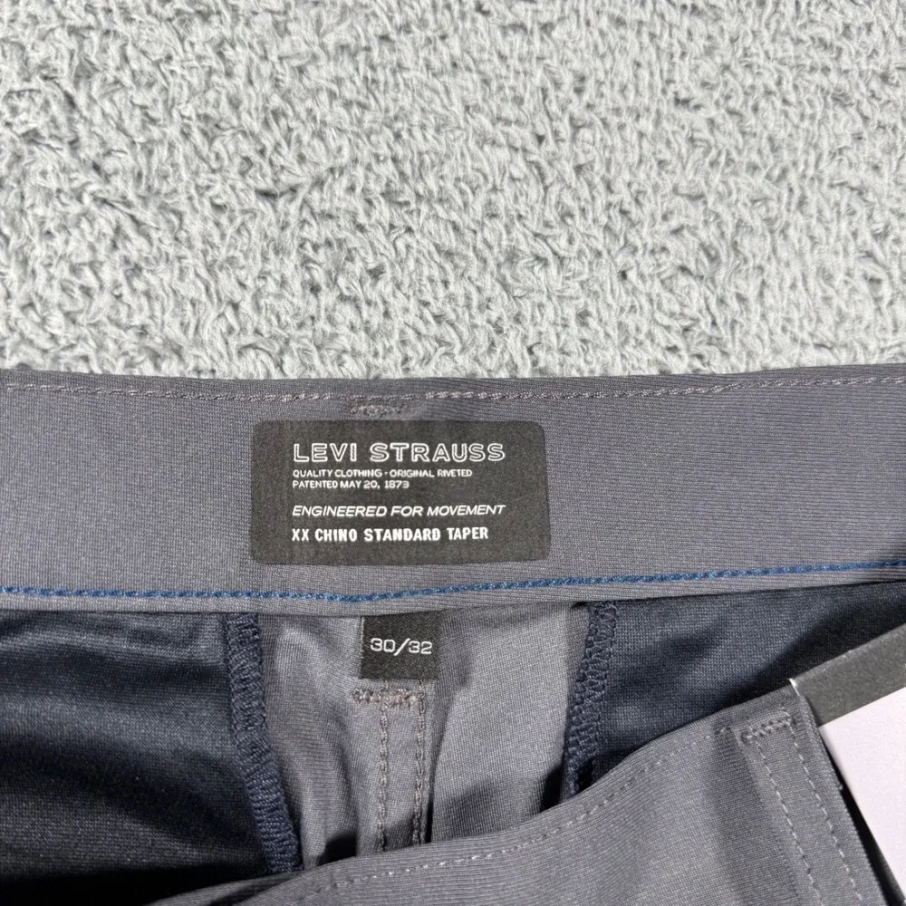 NWT Levis XX Chino Standard Taper Tech Pants Mens 30x32 Grey High Stretch Coolin